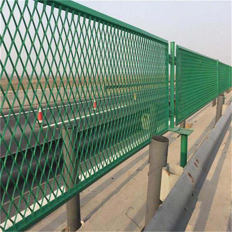 高速公路隔離網(wǎng)